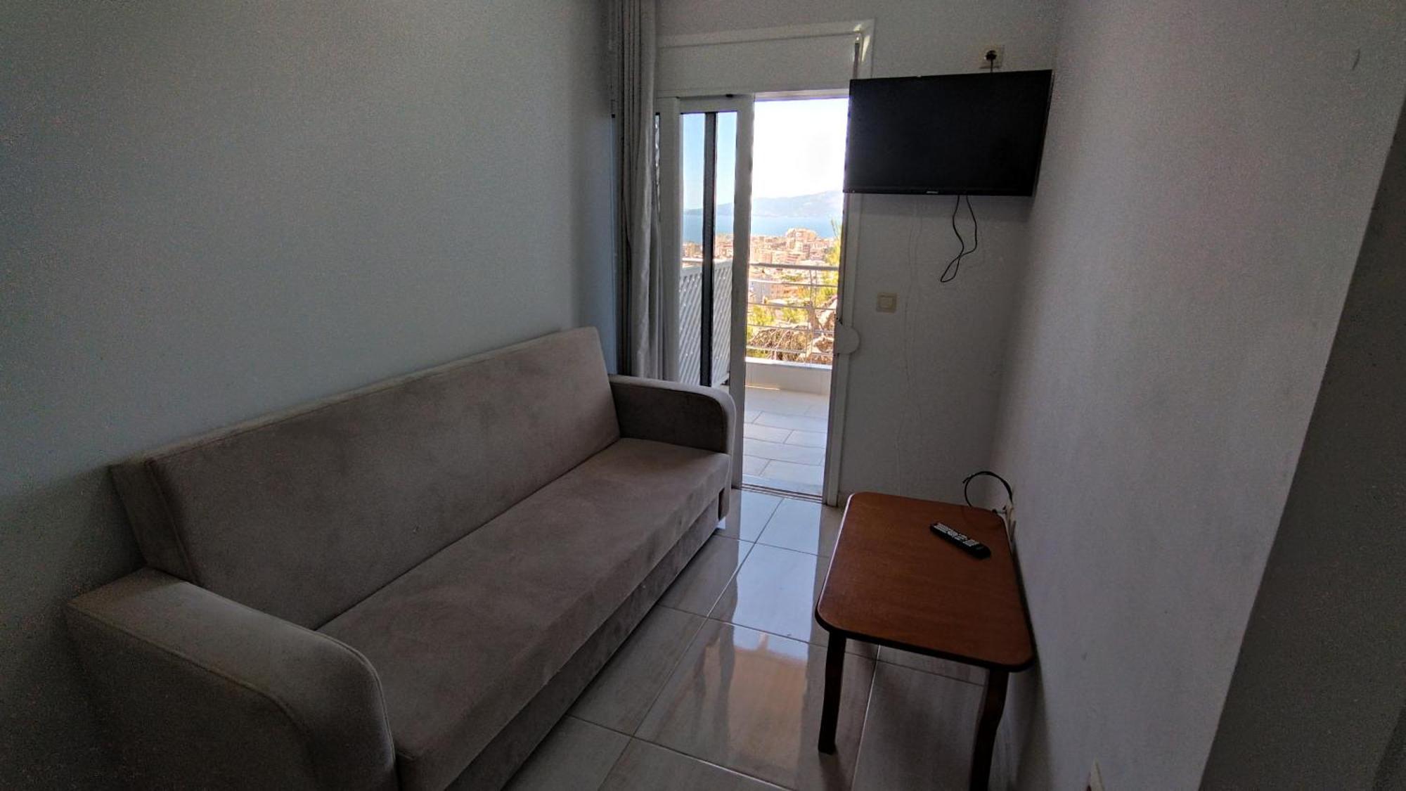 Apartments Eri Саранда Екстер'єр фото