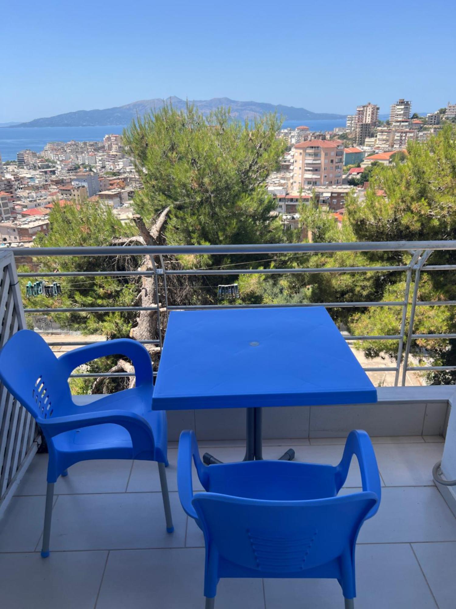 Apartments Eri Саранда Екстер'єр фото